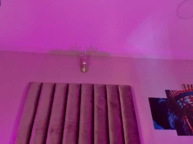 Gabriela-Suarez-1 live cam on BongaCams