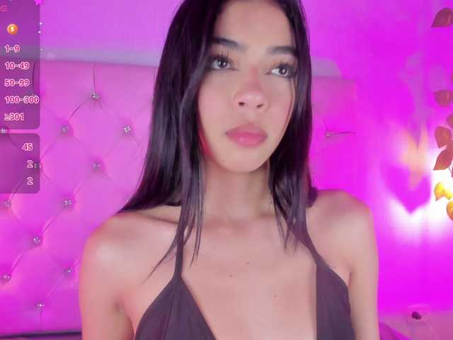 Gabriela-Suarez-1 live cam on BongaCams