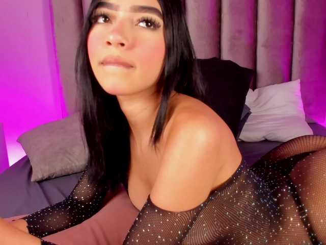 Gabriela-Suarez-1 live cam on BongaCams