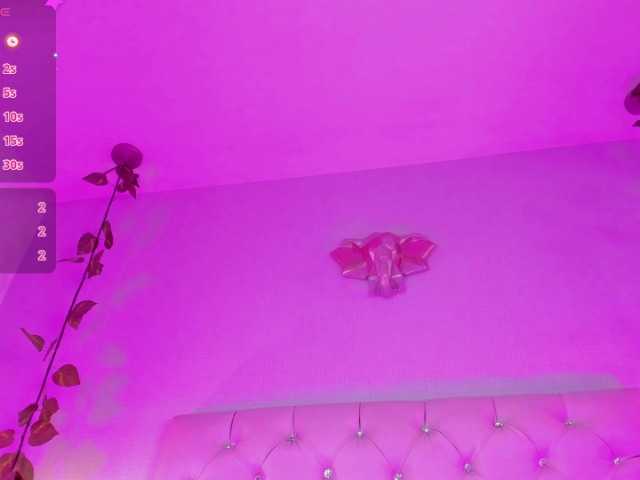 Gabriela-Suarez-1 live cam on BongaCams