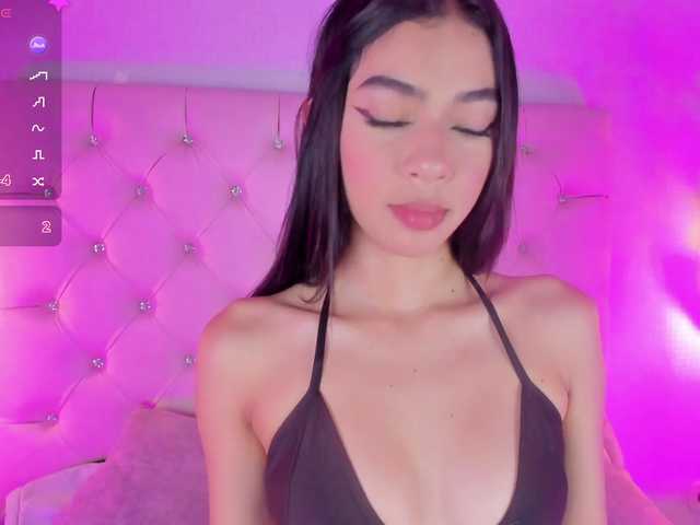 Gabriela-Suarez-1 live cam on BongaCams