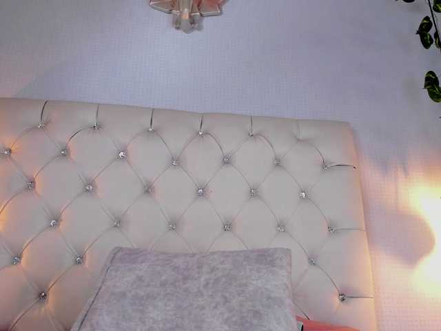 Gabriela-Suarez-1 live cam on BongaCams