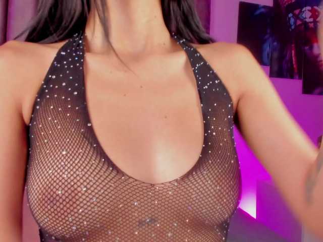 Gabriela-Suarez-1 live cam on BongaCams