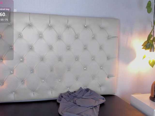 Gabriela-Suarez-1 live cam on BongaCams