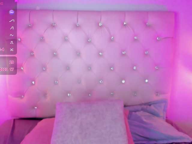 Gabriela-Suarez-1 live cam on BongaCams