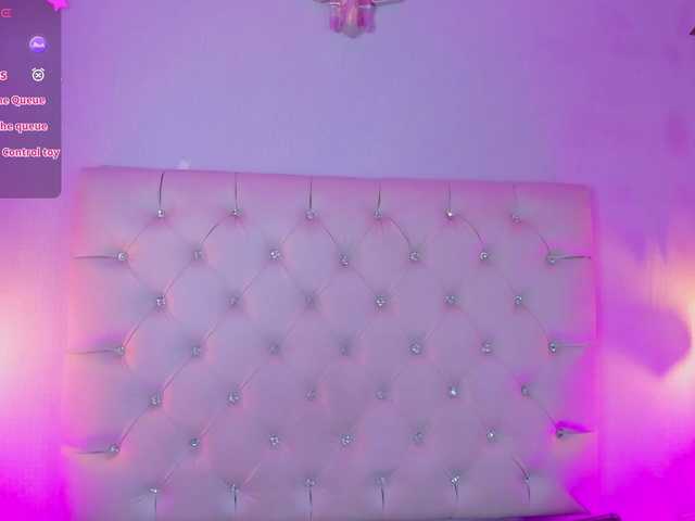 Gabriela-Suarez-1 live cam on BongaCams