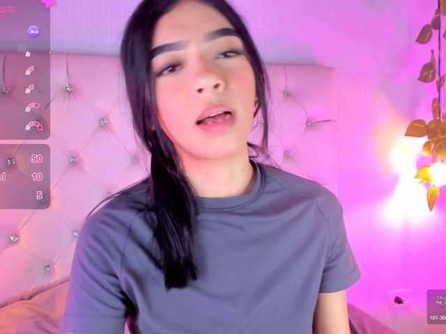 Gabriela-Suarez-1 live cam on BongaCams