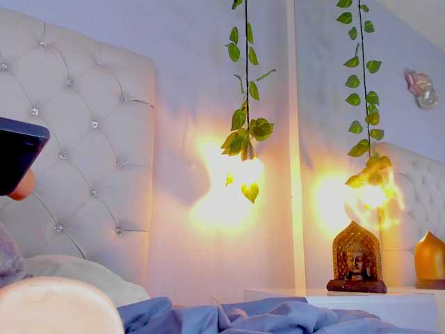 Gabriela-Suarez-1 live cam on BongaCams