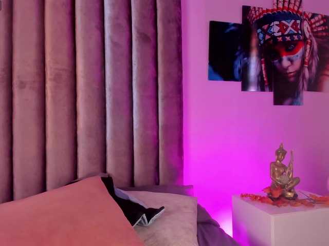 Gabriela-Suarez-1 live cam on BongaCams