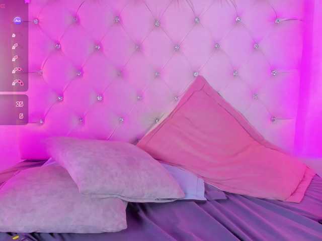 Gabriela-Suarez-1 live cam on BongaCams