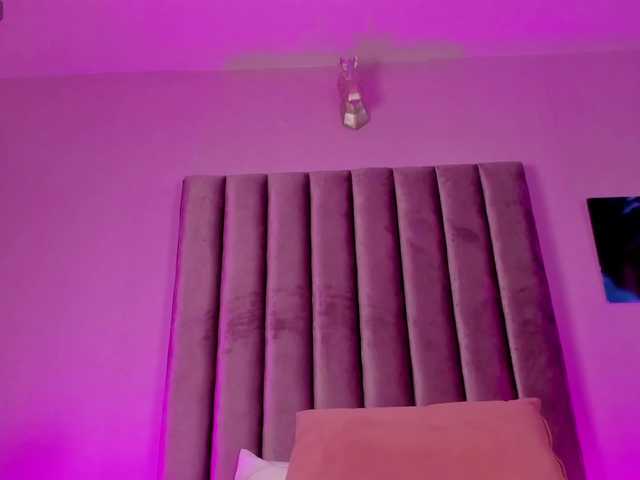 Gabriela-Suarez-1 live cam on BongaCams