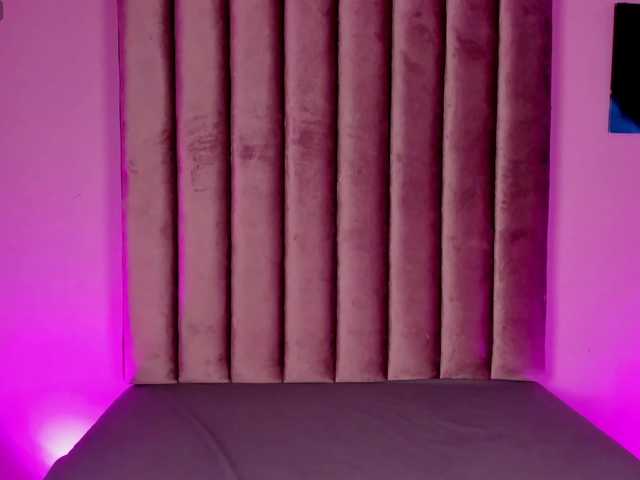 Gabriela-Suarez-1 live cam on BongaCams