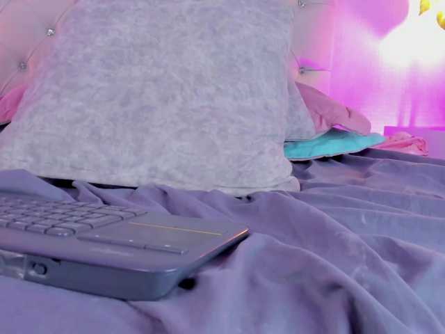 Gabriela-Suarez-1 live cam on BongaCams