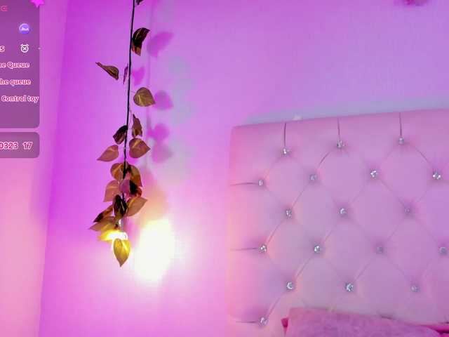 Gabriela-Suarez-1 live cam on BongaCams