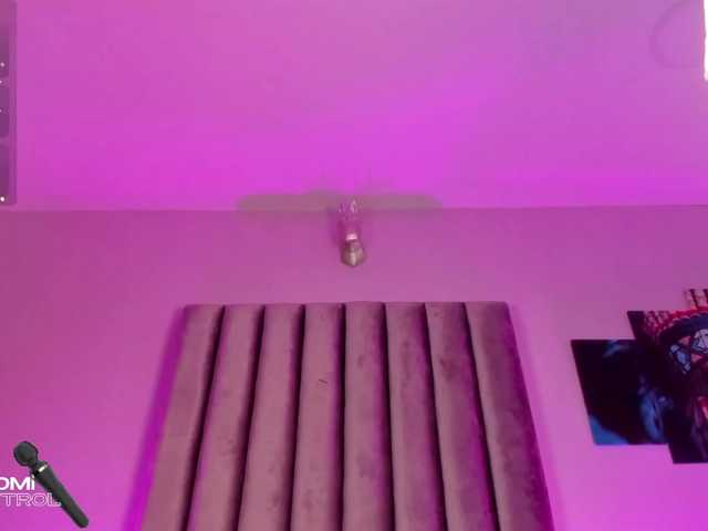 Gabriela-Suarez-1 live cam on BongaCams