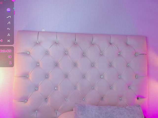 Gabriela-Suarez-1 live cam on BongaCams