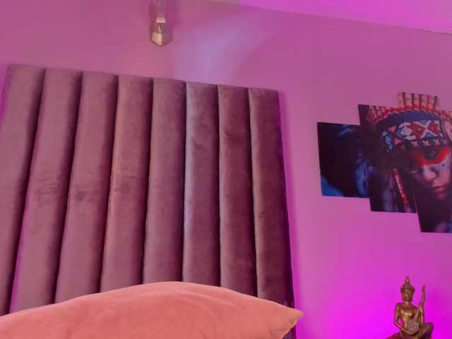 Gabriela-Suarez-1 live cam on BongaCams