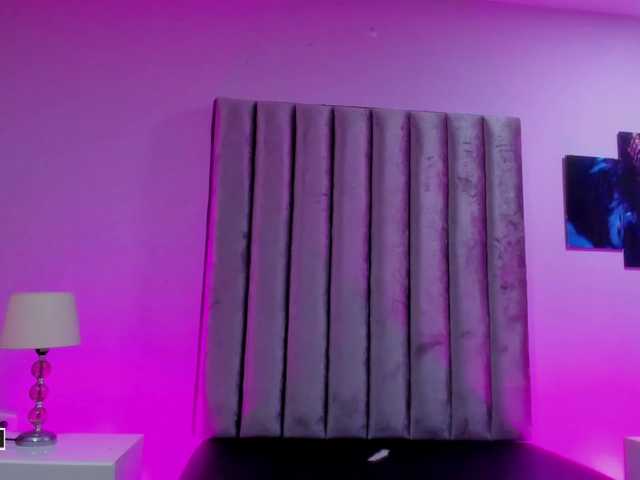 Gabriela-Suarez-1 live cam on BongaCams