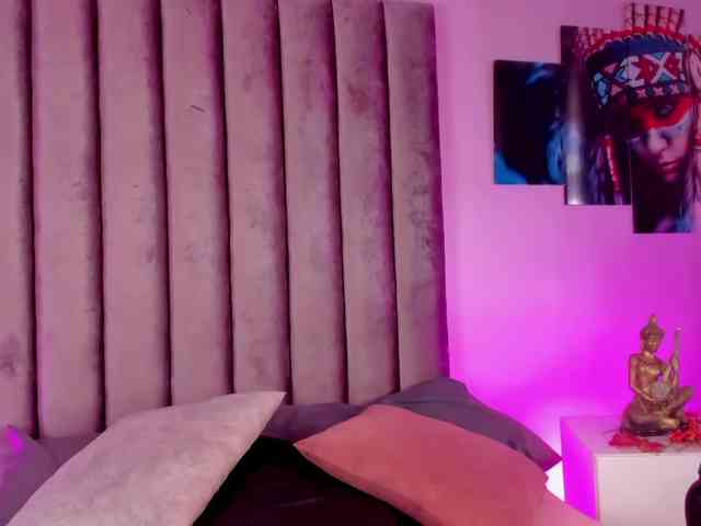 Gabriela-Suarez-1 webcam