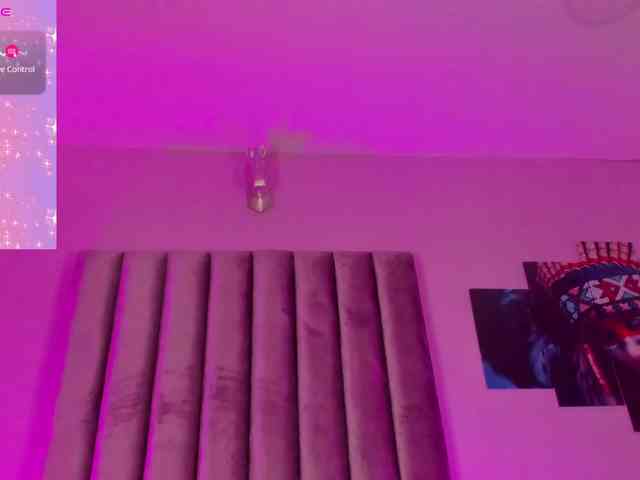 Gabriela-Suarez-1 webcam