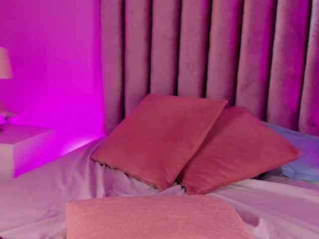 Gabriela-Suarez-1 webcam