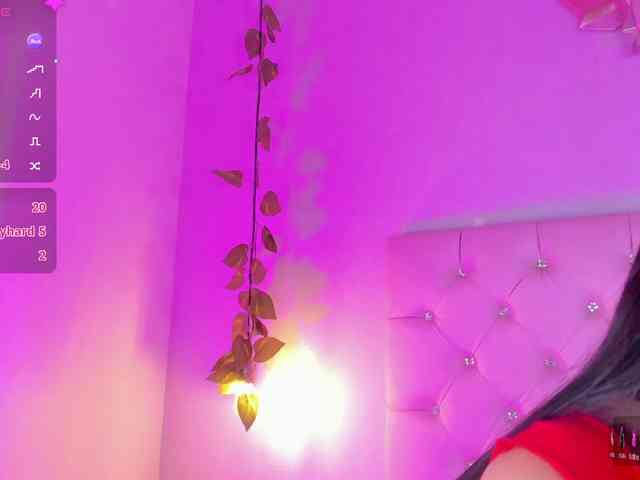 Gabriela-Suarez-1 webcam