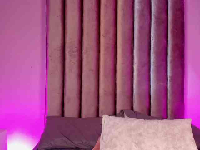 Gabriela-Suarez-1 webcam