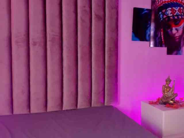 Gabriela-Suarez-1 webcam
