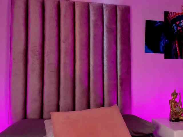 Gabriela-Suarez-1 webcam
