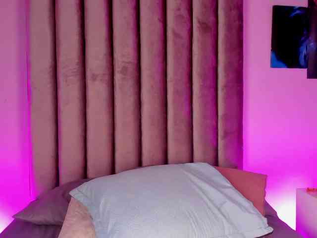 Gabriela-Suarez-1 webcam