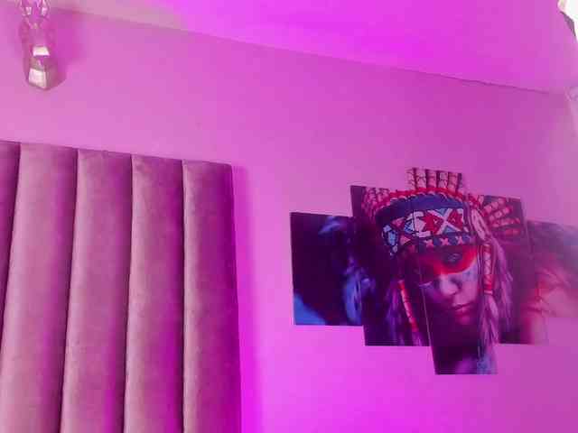 Gabriela-Suarez-1 webcam