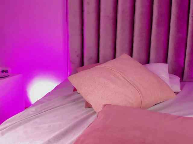 Gabriela-Suarez-1 webcam