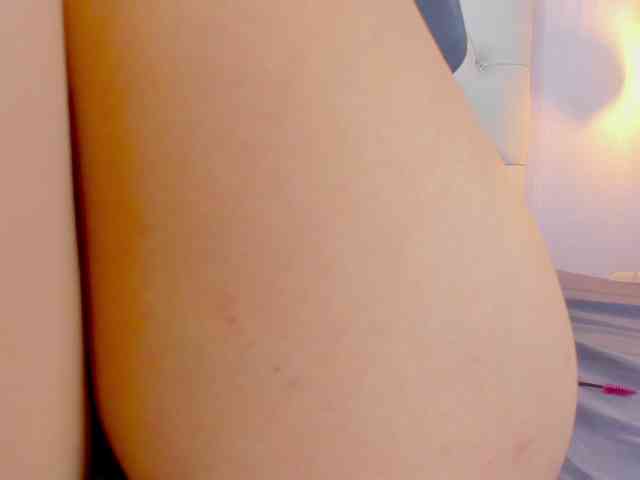 Gabriela-Suarez-1 webcam
