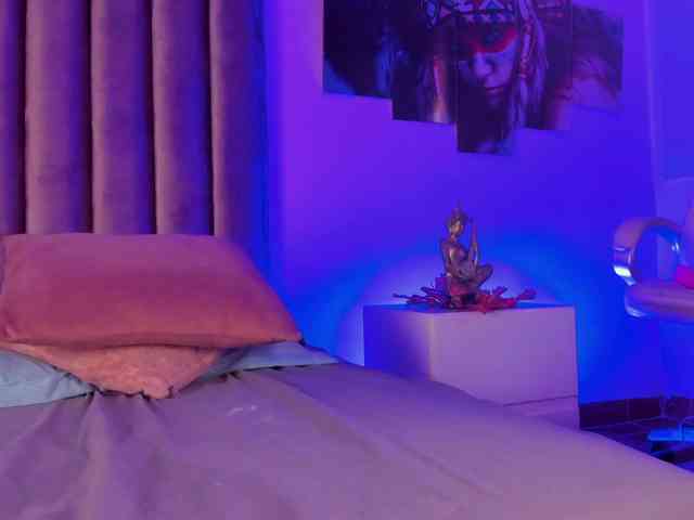 Gabriela-Suarez-1 webcam