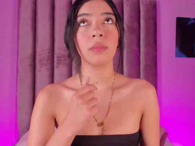 Gabriela-Suarez-1 webcam