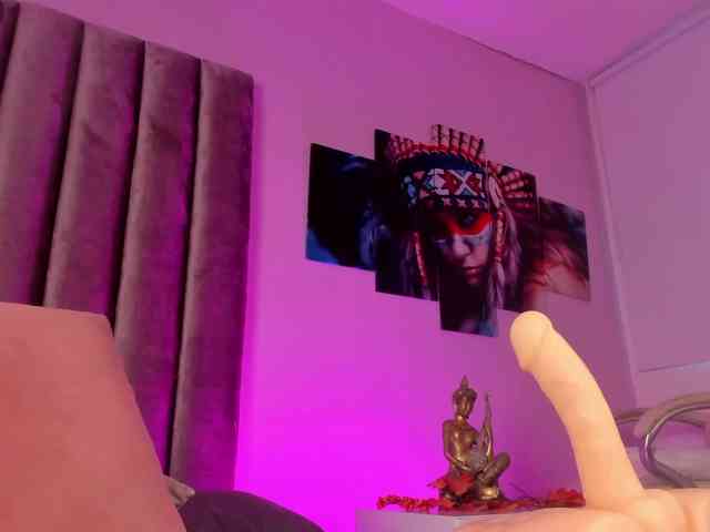 Gabriela-Suarez-1 webcam