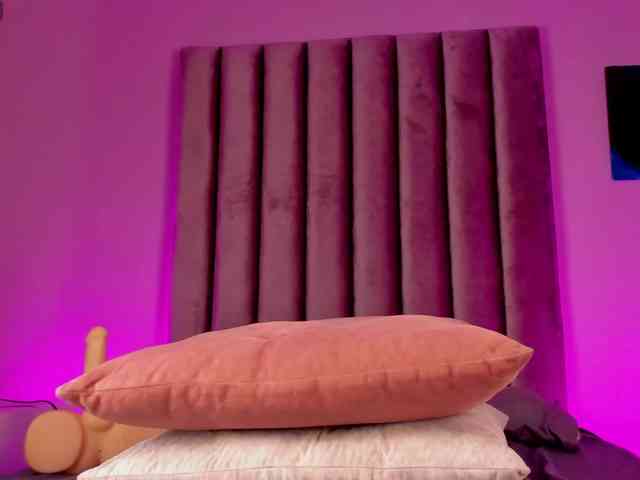 Gabriela-Suarez-1 webcam
