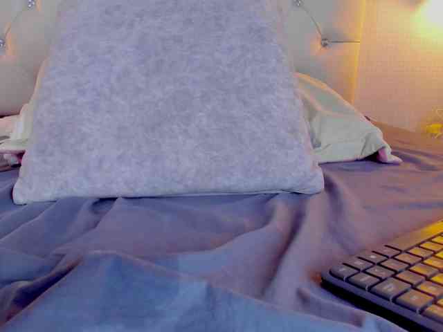 Gabriela-Suarez-1 webcam