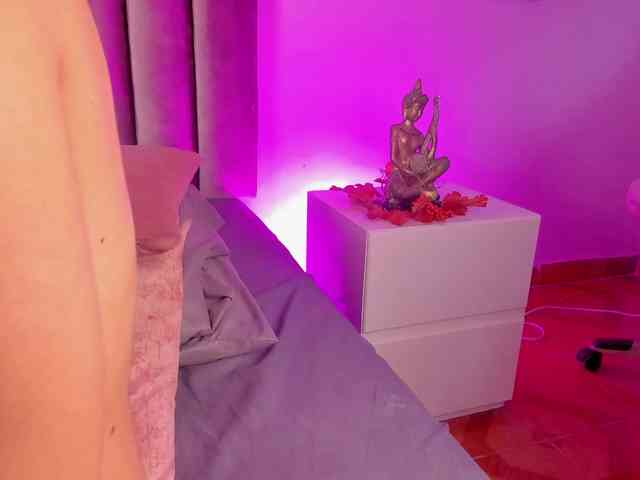 Gabriela-Suarez-1 webcam