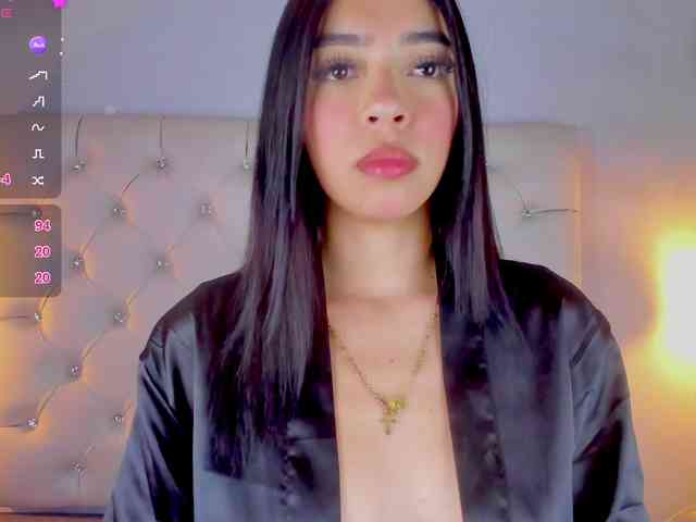 Gabriela-Suarez-1 webcam