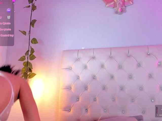Gabriela-Suarez-1 webcam