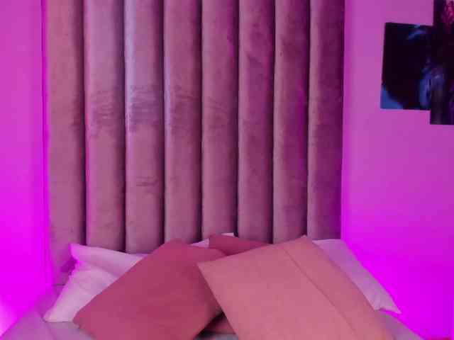 Gabriela-Suarez-1 webcam