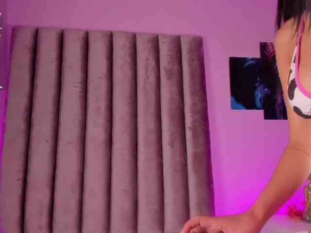 Gabriela-Suarez-1 webcam