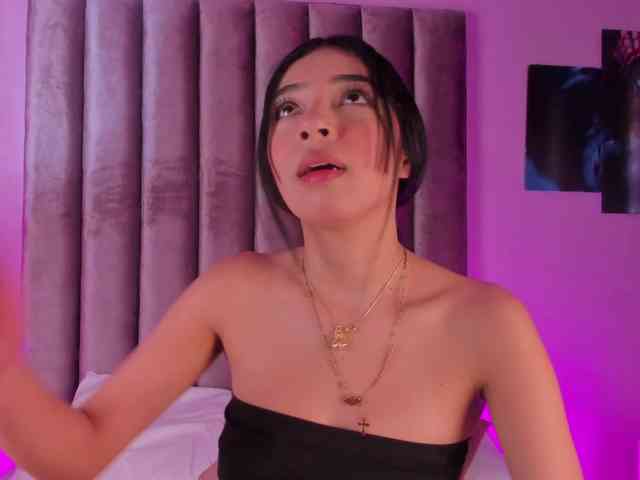 Gabriela-Suarez-1 webcam