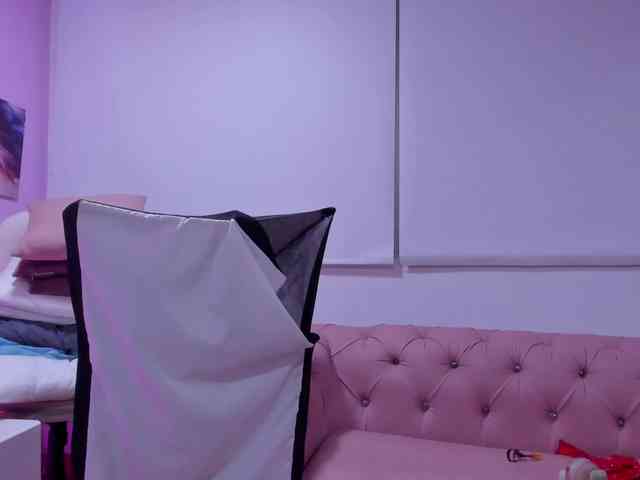Gabriela-Suarez-1 webcam