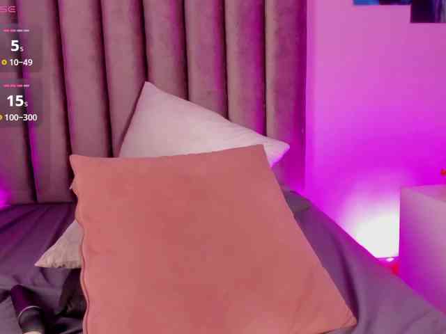 Gabriela-Suarez-1 webcam
