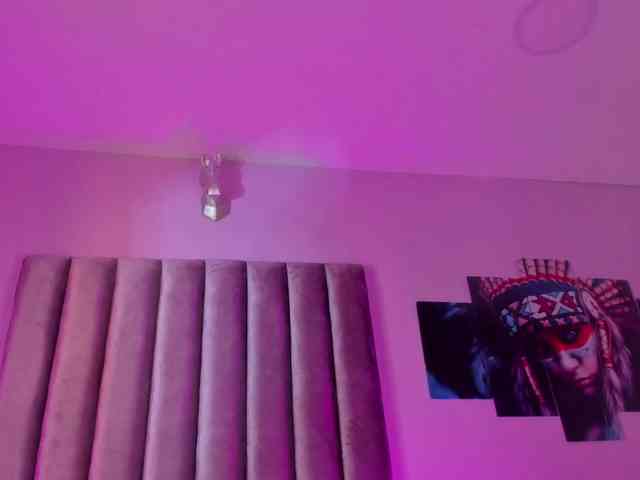Gabriela-Suarez-1 webcam