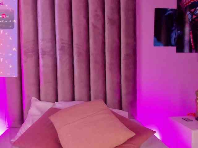 Gabriela-Suarez-1 webcam