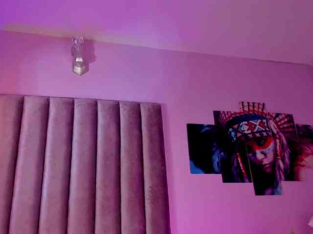 Gabriela-Suarez-1 webcam