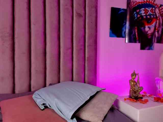 Gabriela-Suarez-1 webcam